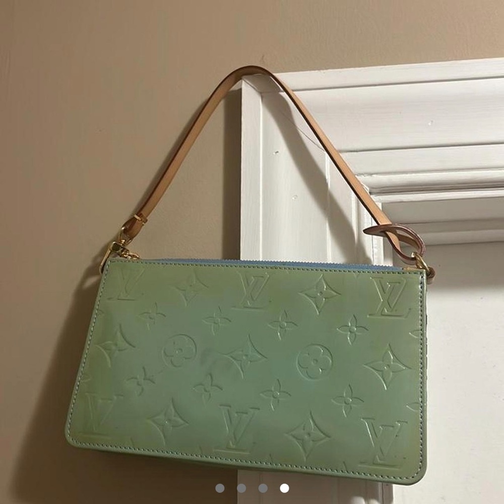 Louis Vuitton monogram vernis Lexington pouch